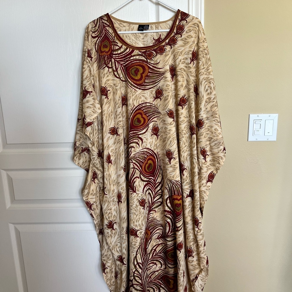 Elegant Beige and Red Peacock Print Dress